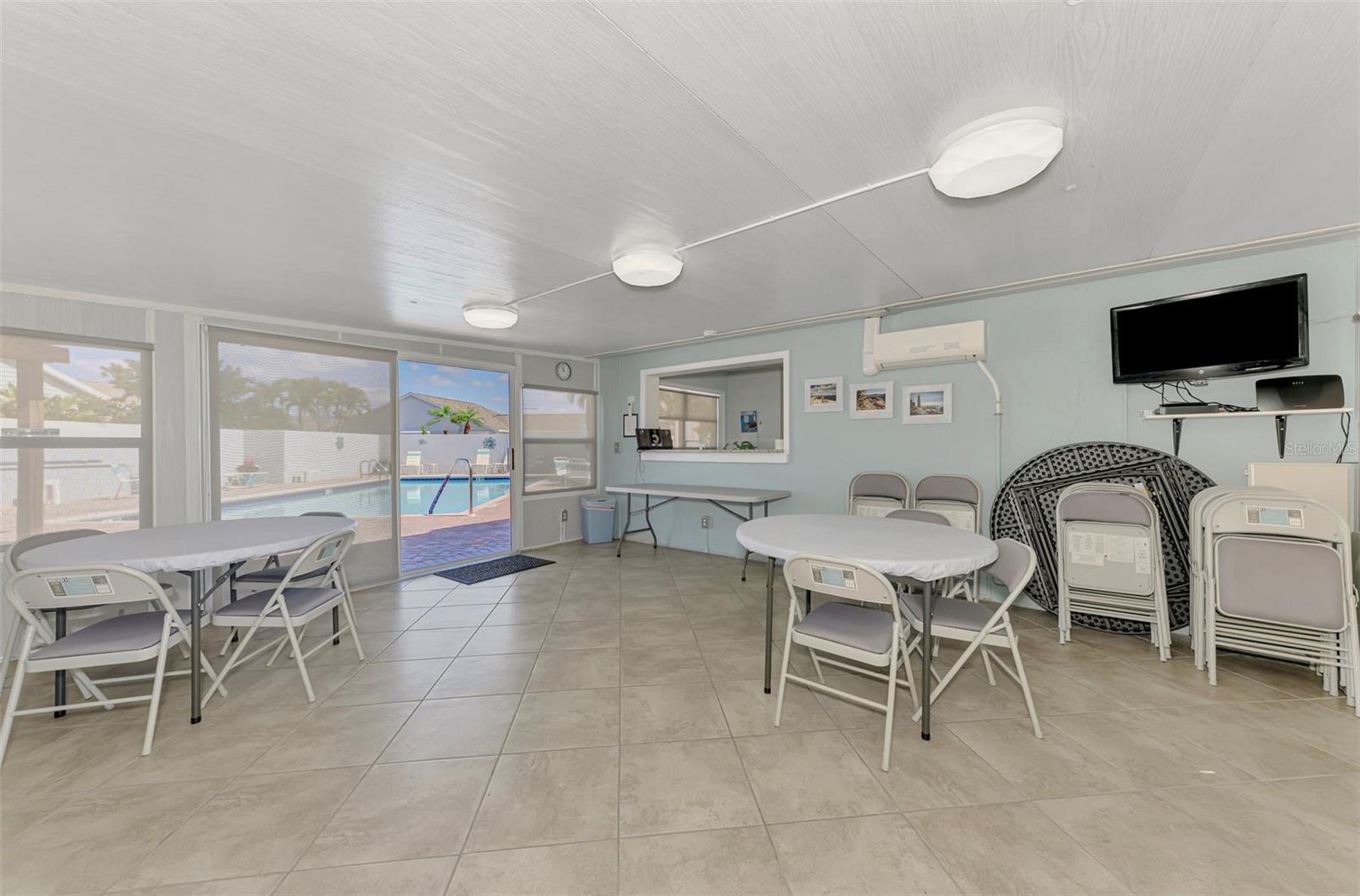 Image 51 of 65 For 710 Ironwood Drive 165