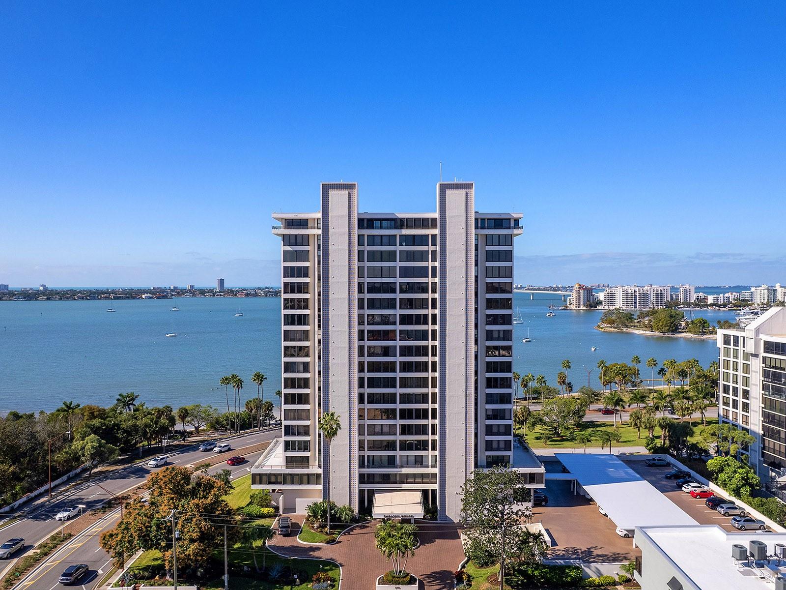 Image 18 of 23 For 770 Palm Avenue 1201