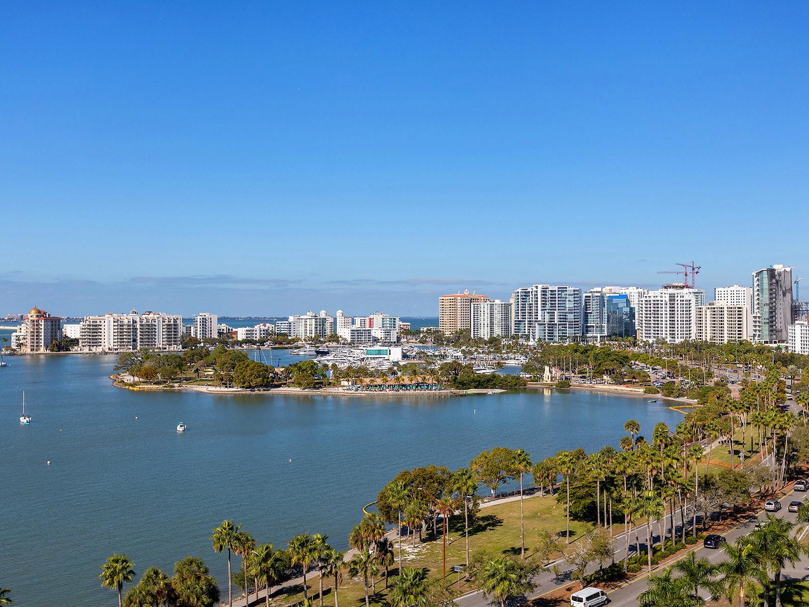 Image 8 of 23 For 770 Palm Avenue 1201