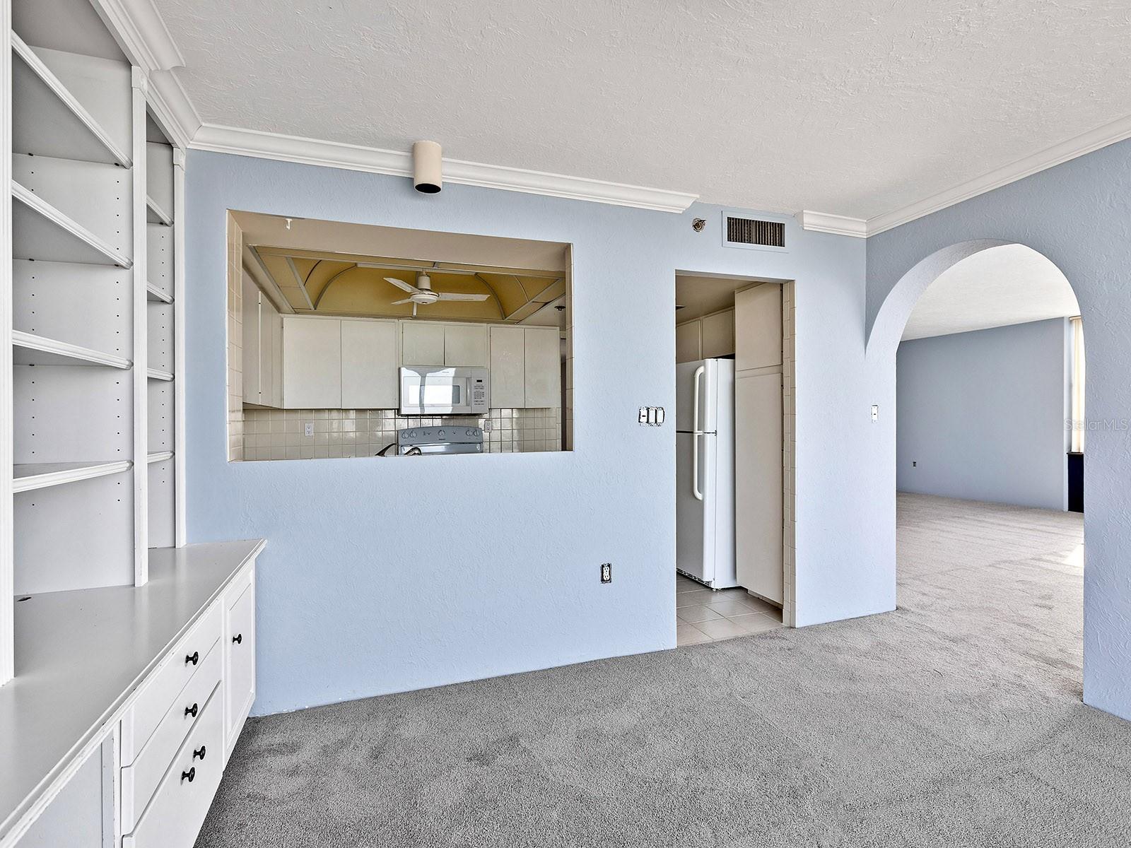 Image 9 of 23 For 770 Palm Avenue 1201