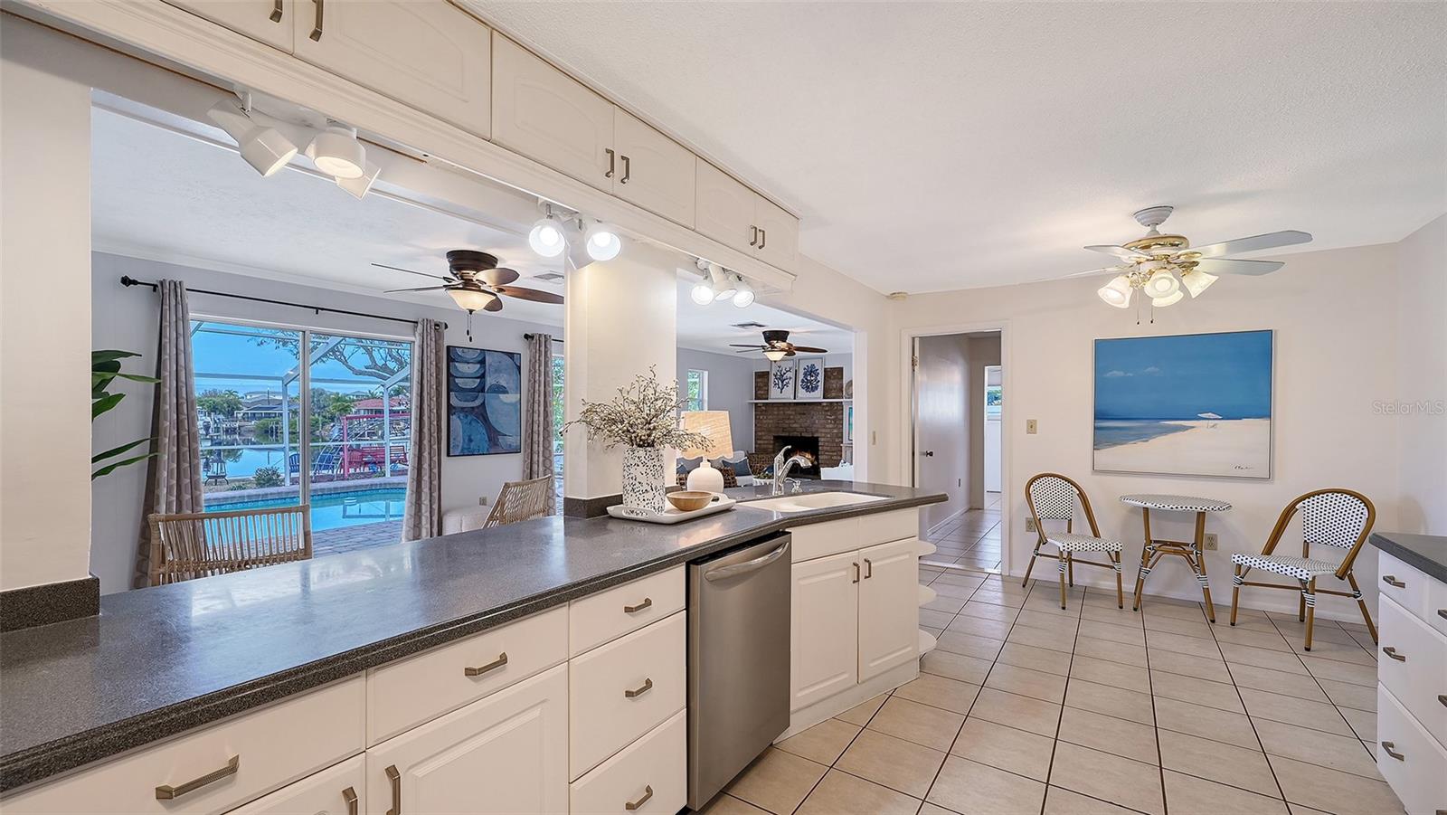 Image 18 of 93 For 619 Albee Farm Road N