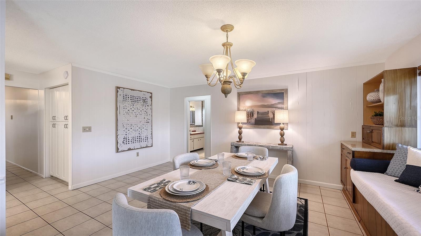 Image 21 of 93 For 619 Albee Farm Road N