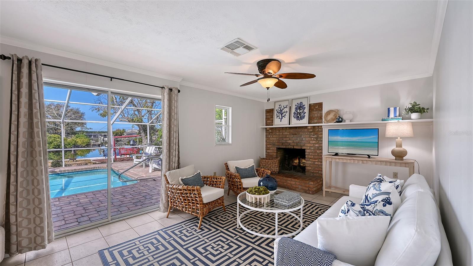 Image 25 of 93 For 619 Albee Farm Road N