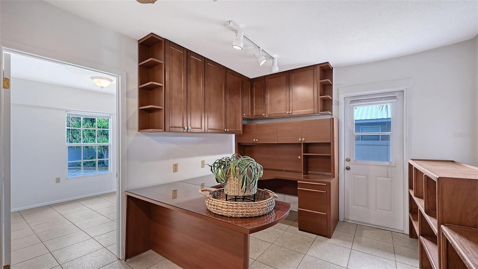 Image 32 of 93 For 619 Albee Farm Road N