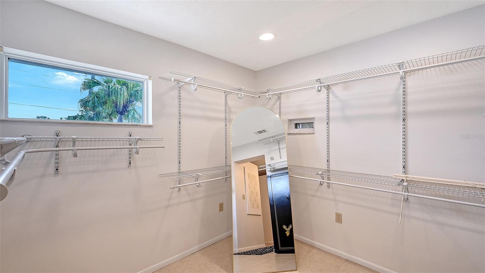 Image 42 of 93 For 619 Albee Farm Road N