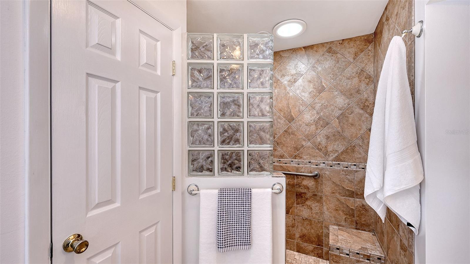 Image 43 of 93 For 619 Albee Farm Road N