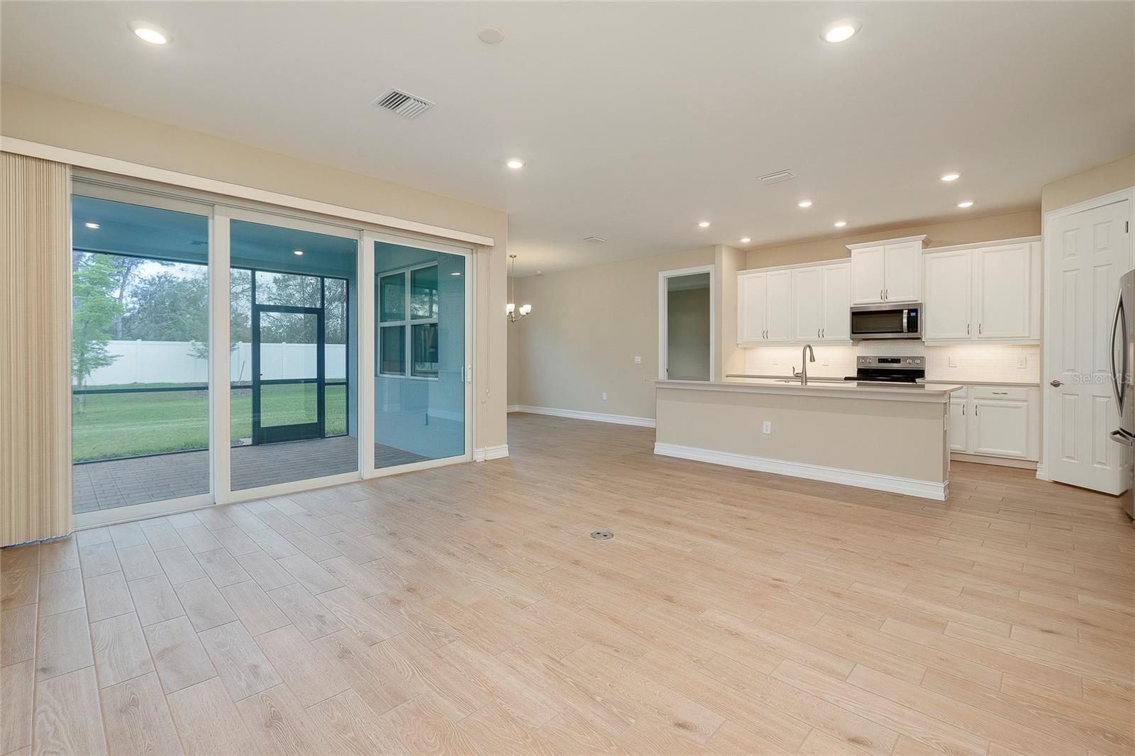 Image 13 of 79 For 438 Ibiza Loop