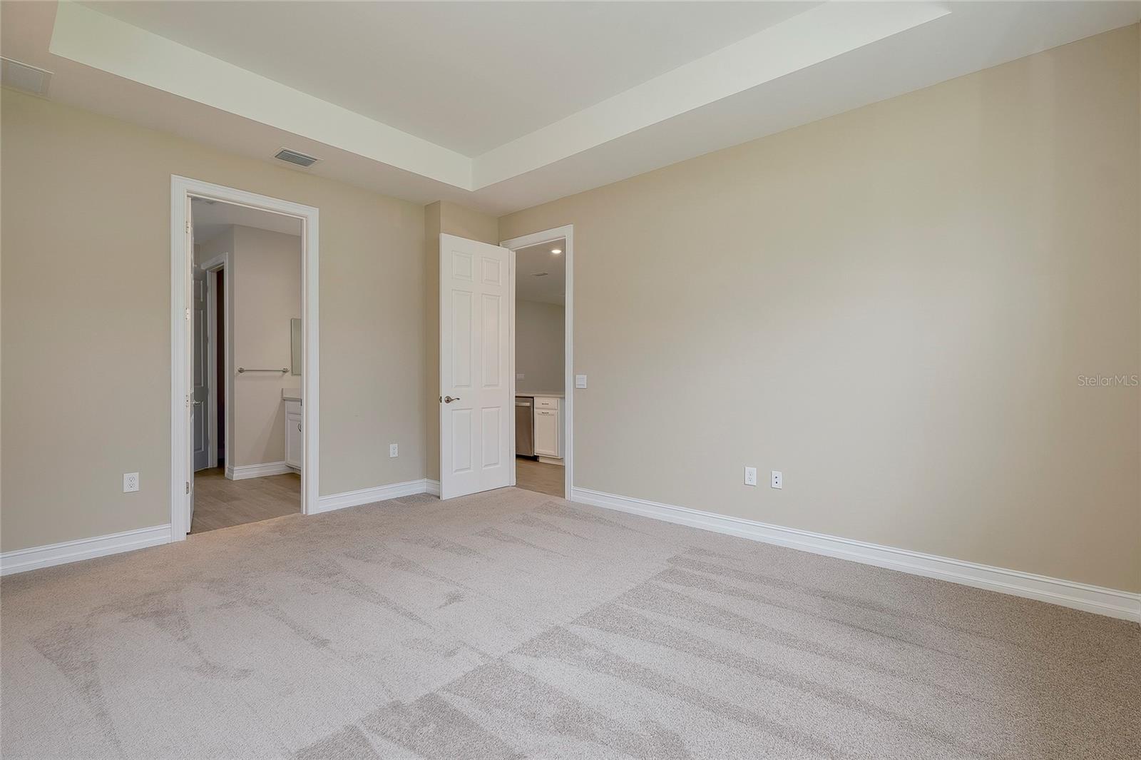 Image 32 of 79 For 438 Ibiza Loop