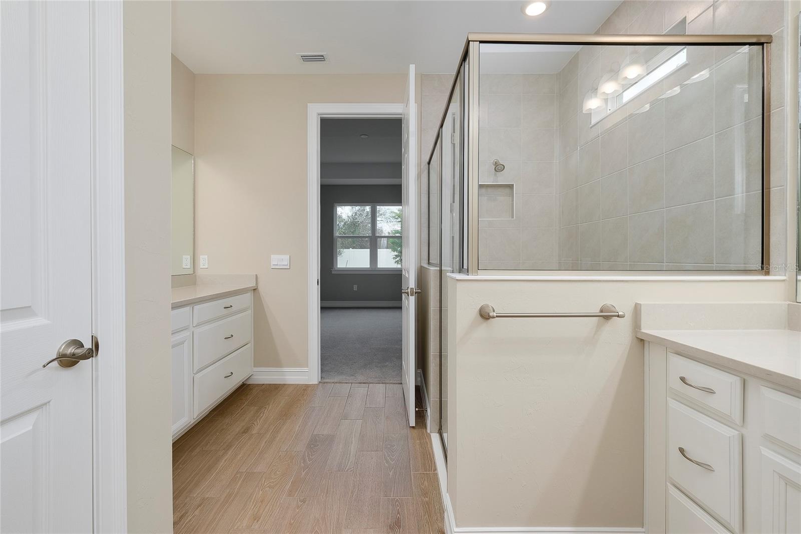 Image 38 of 79 For 438 Ibiza Loop