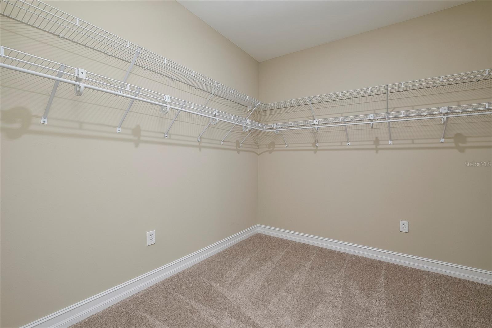 Image 41 of 79 For 438 Ibiza Loop