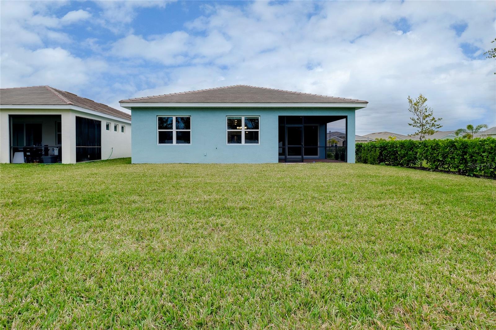 Image 66 of 79 For 438 Ibiza Loop