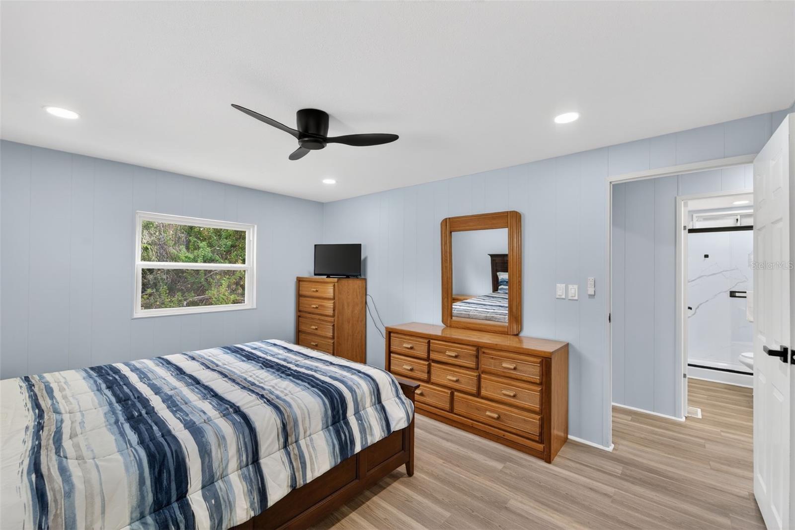 Image 15 of 46 For 190 Pago Pago Lane