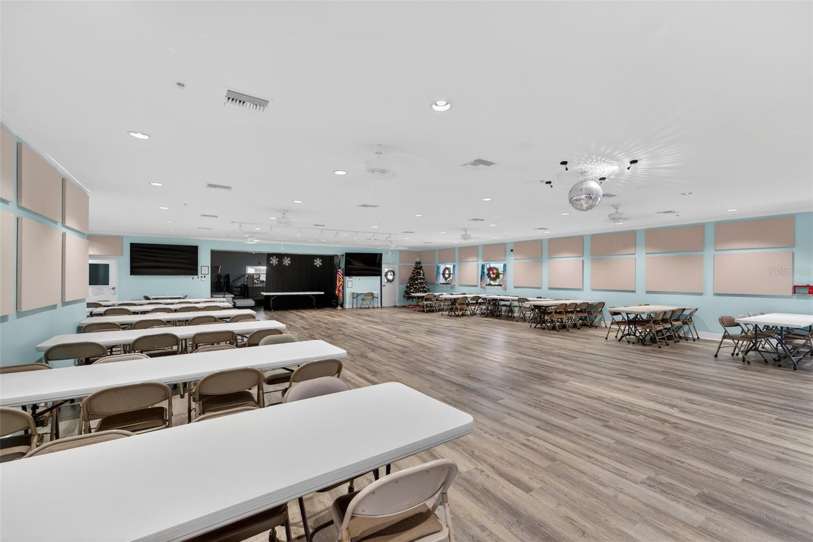 Image 33 of 46 For 190 Pago Pago Lane