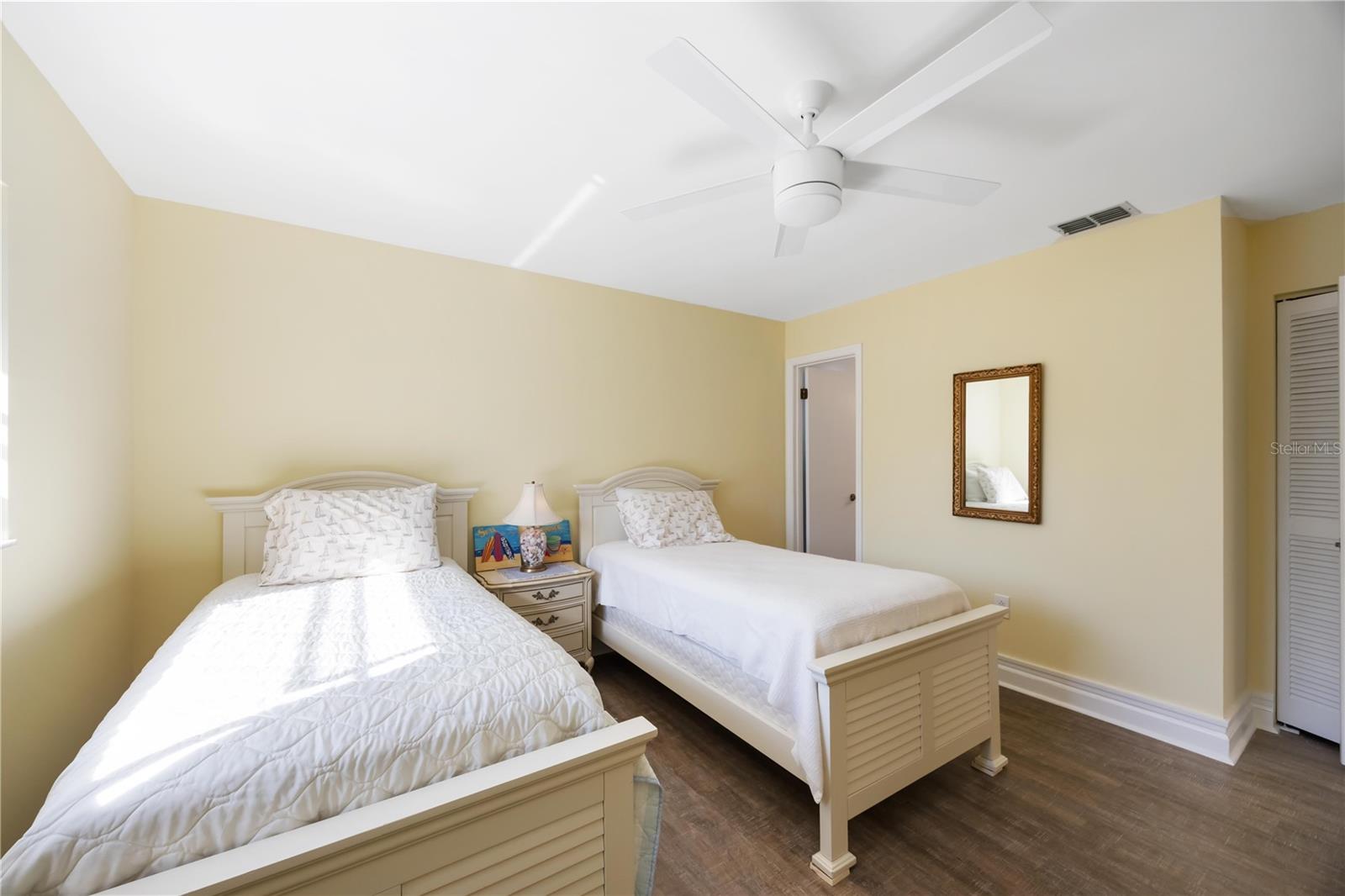 Image 14 of 33 For 436 Circlewood Drive J5