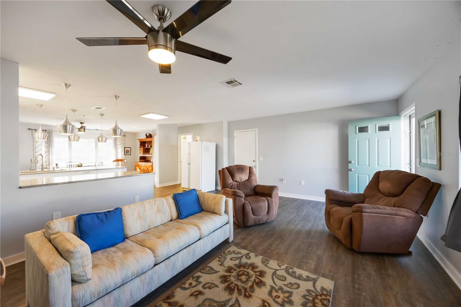 Image 6 of 33 For 436 Circlewood Drive J5