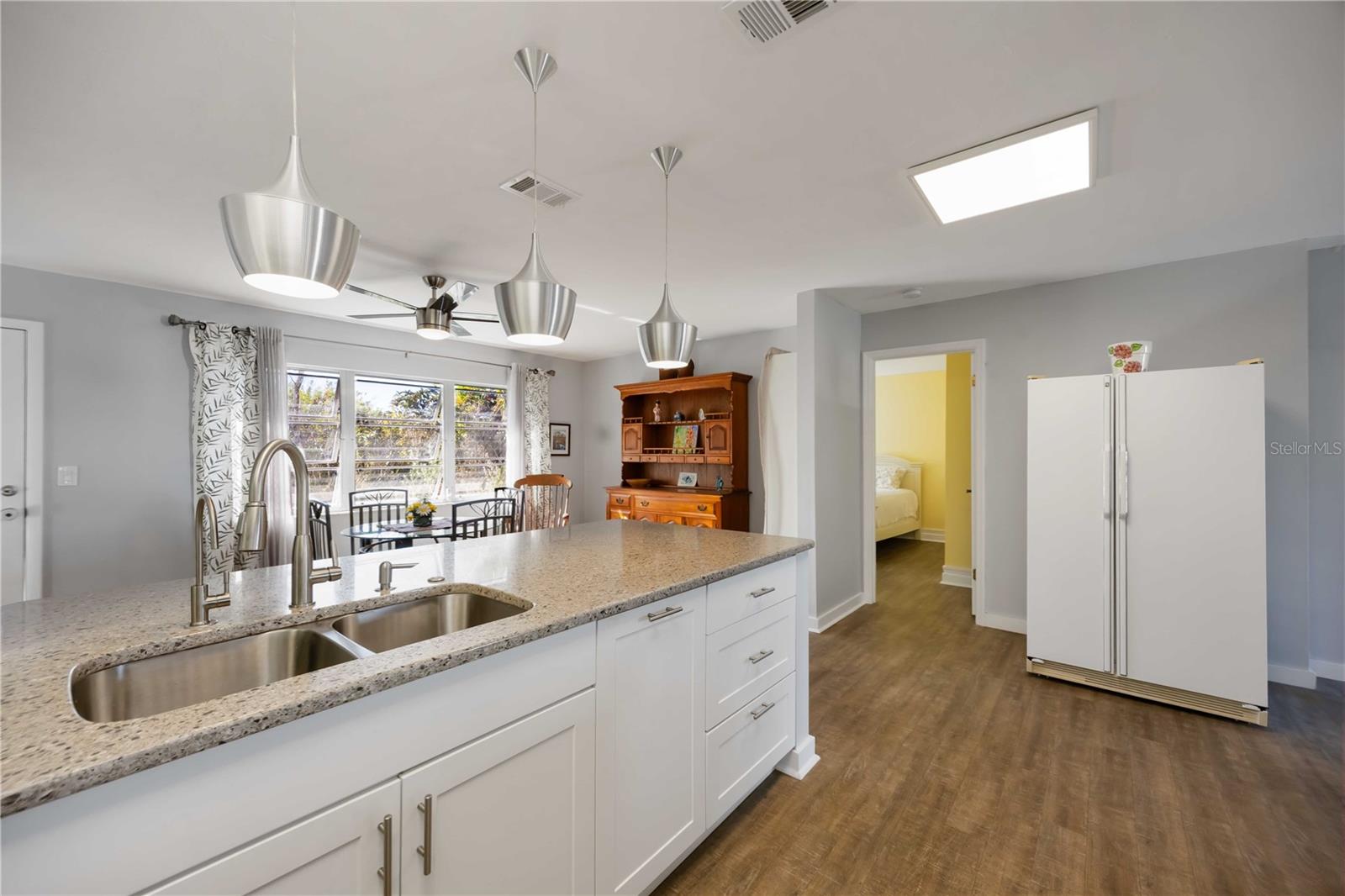 Image 9 of 33 For 436 Circlewood Drive J5