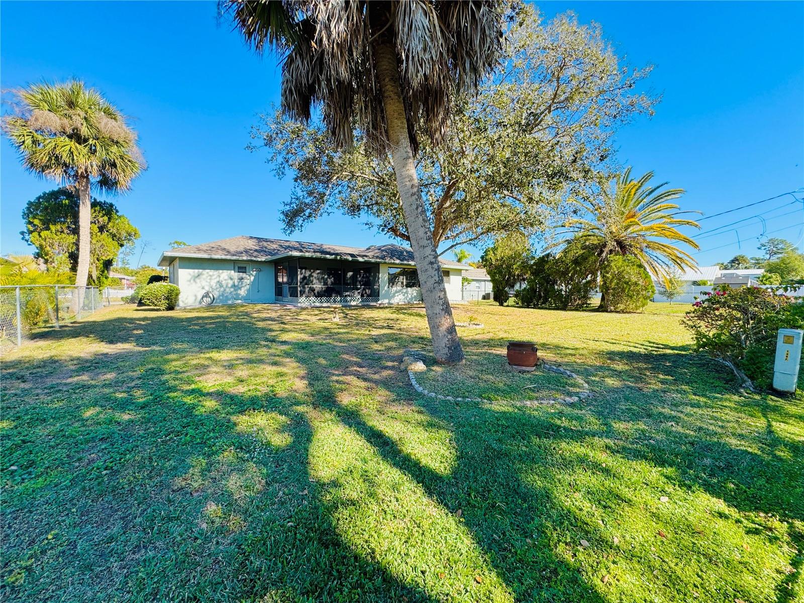 Image 11 of 63 For 20363 Mount Prospect Avenue