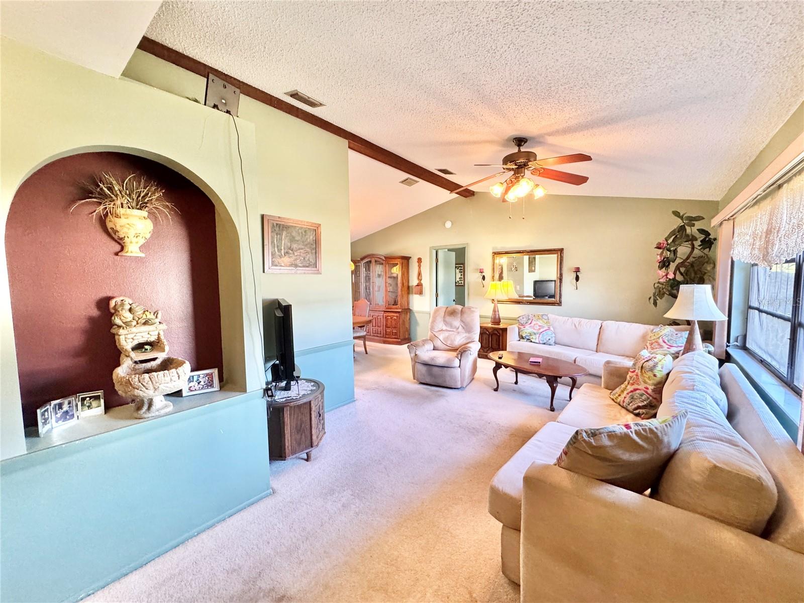 Image 22 of 63 For 20363 Mount Prospect Avenue