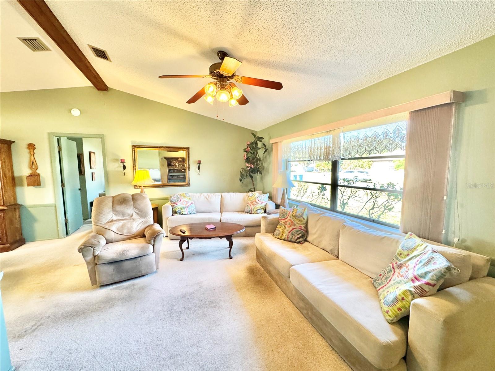 Image 23 of 63 For 20363 Mount Prospect Avenue