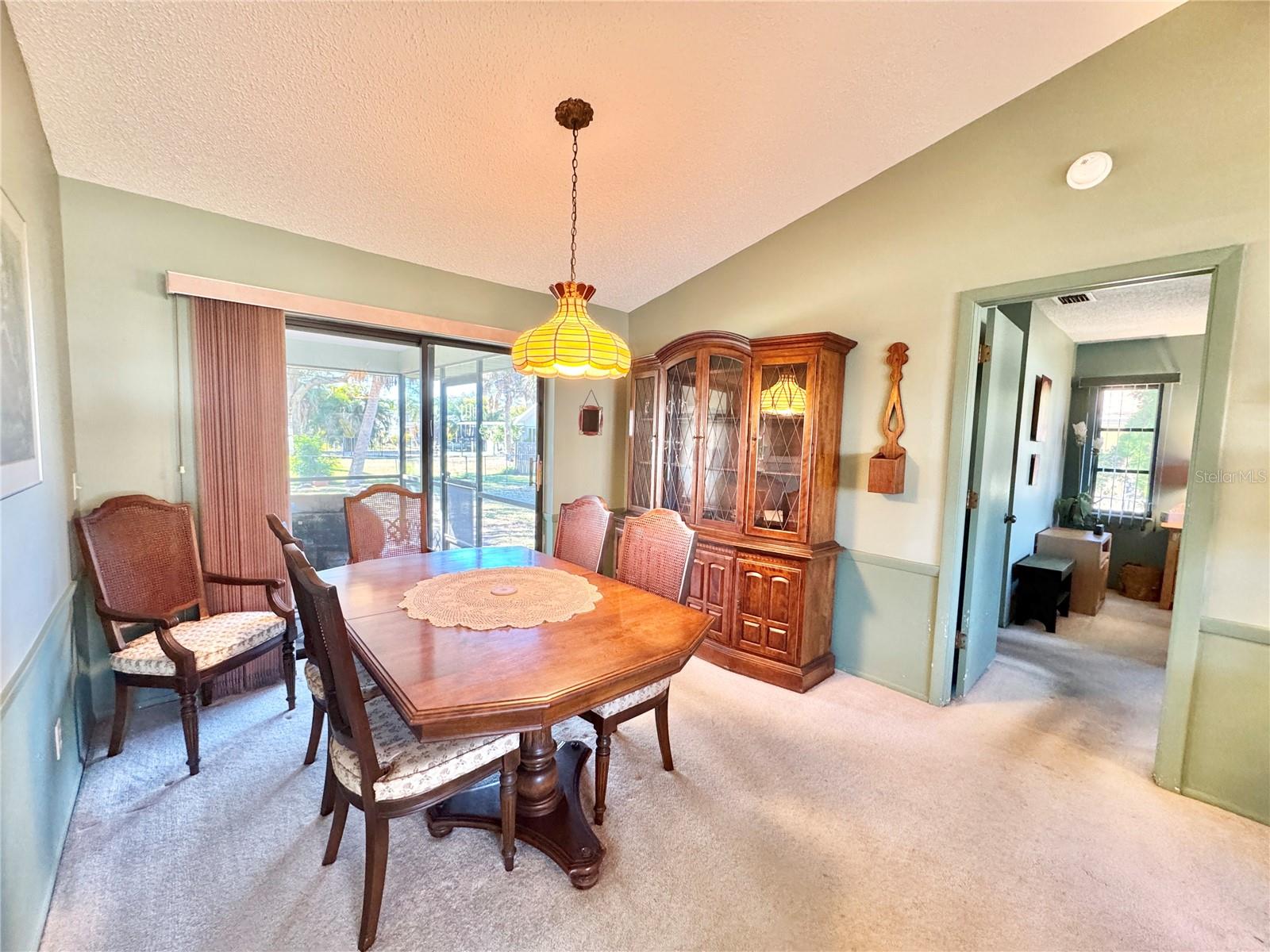 Image 26 of 63 For 20363 Mount Prospect Avenue