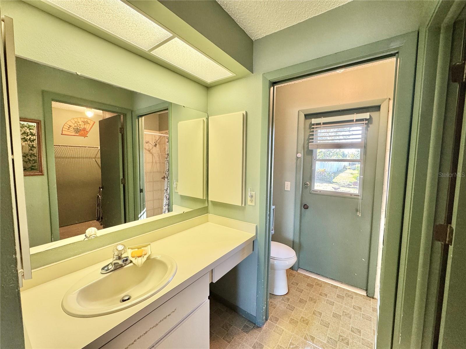 Image 41 of 63 For 20363 Mount Prospect Avenue