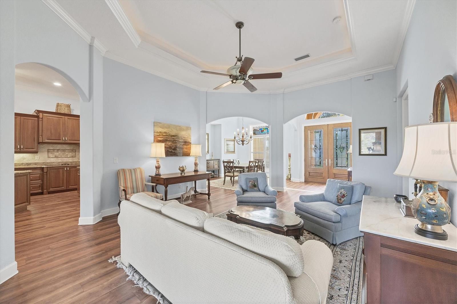 Image 18 of 74 For 4360 Corso Venetia Boulevard