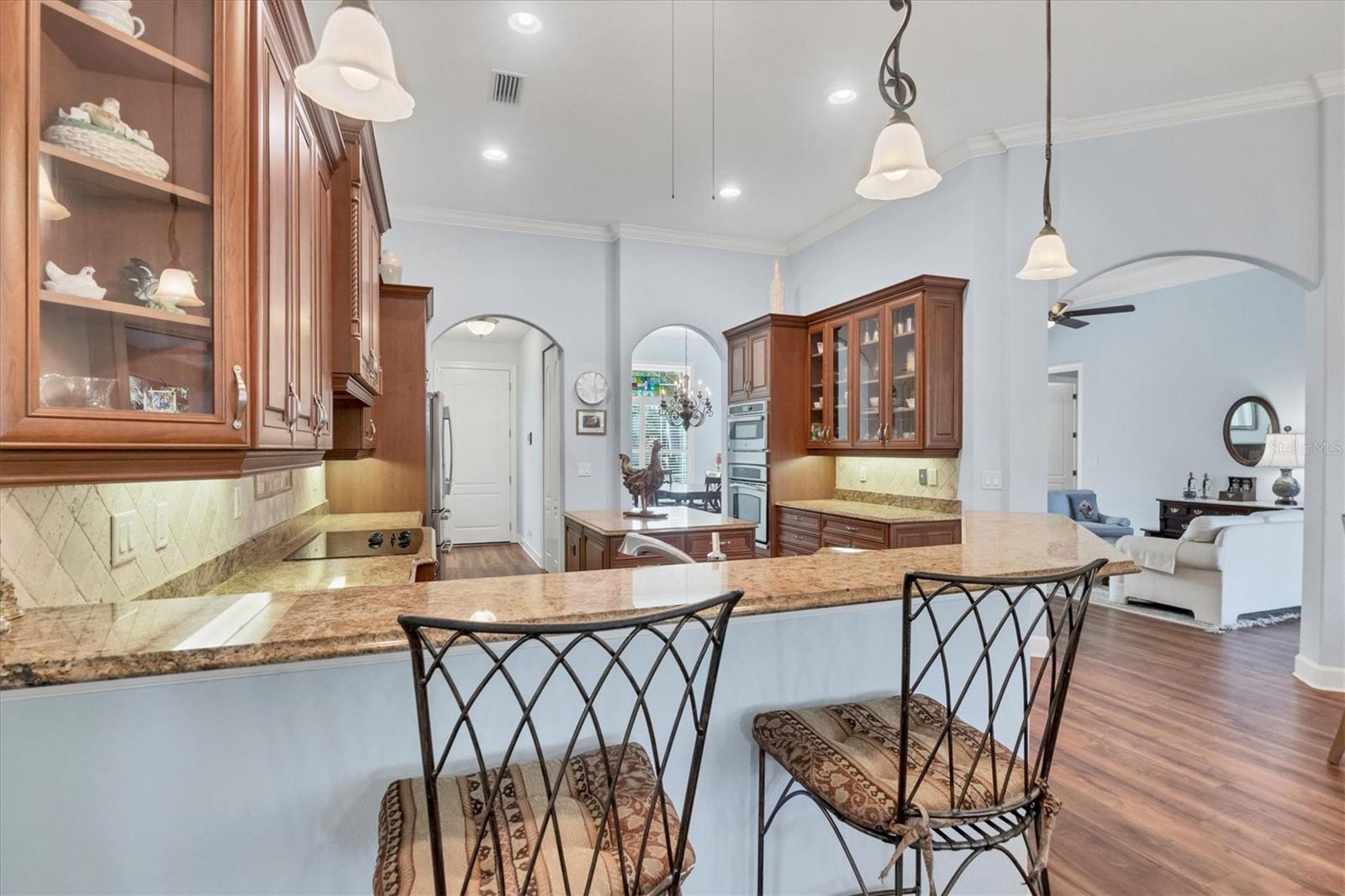 Image 25 of 74 For 4360 Corso Venetia Boulevard