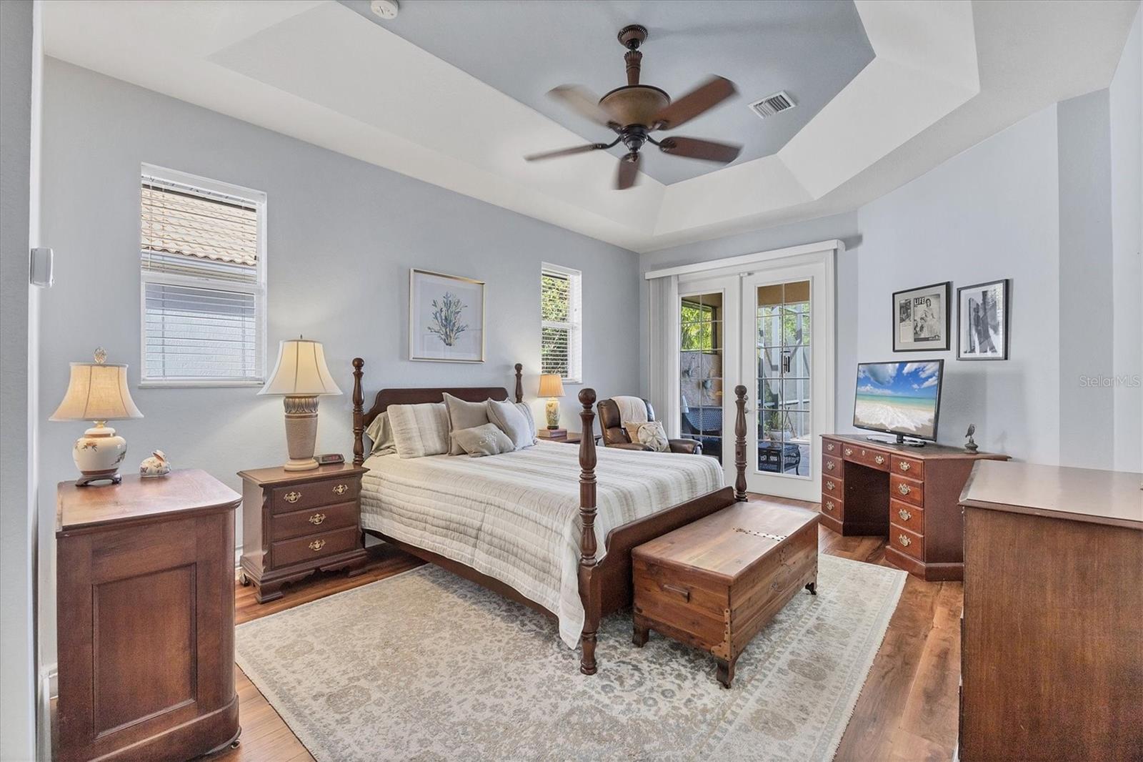 Image 32 of 74 For 4360 Corso Venetia Boulevard