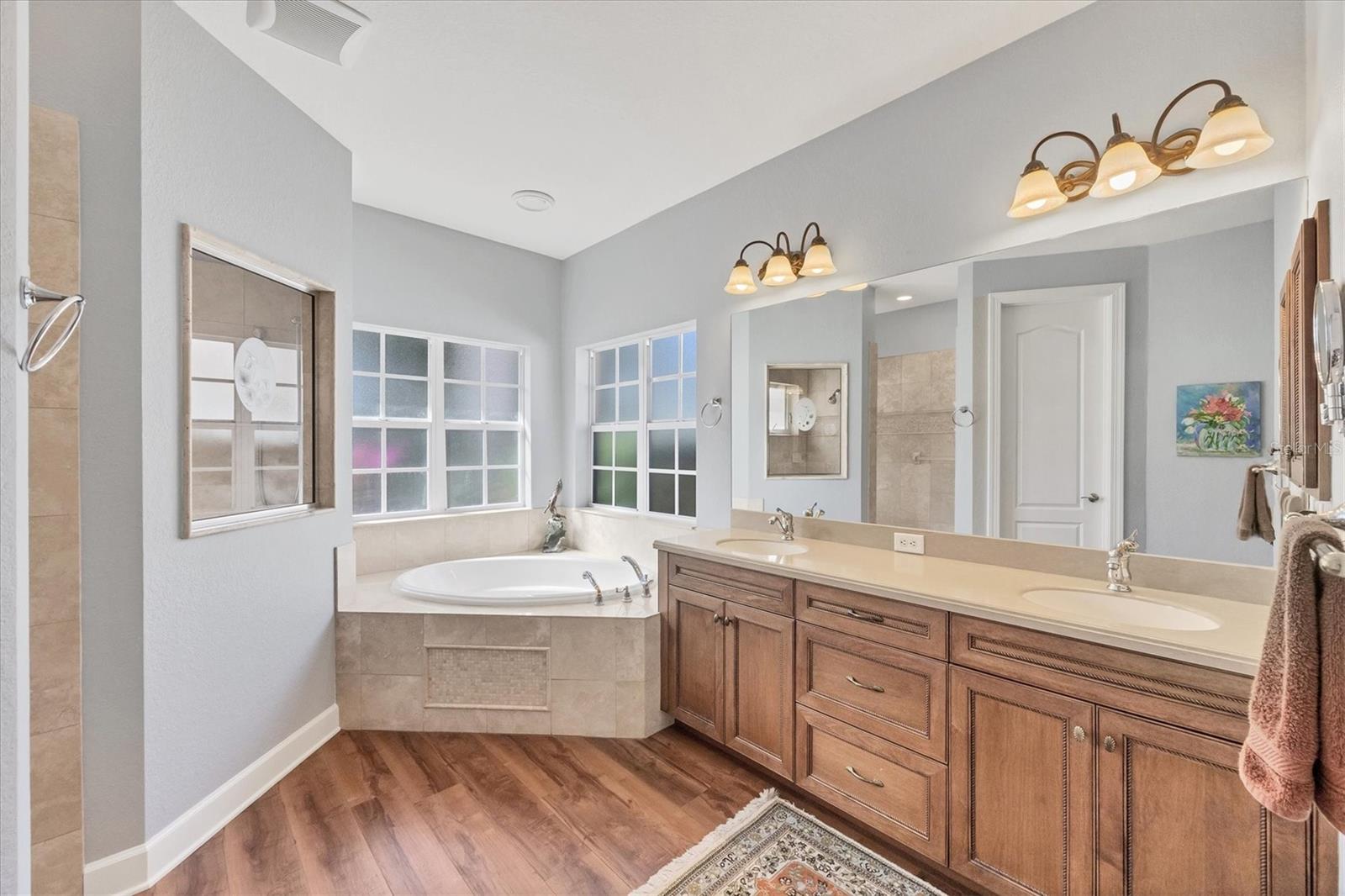 Image 37 of 74 For 4360 Corso Venetia Boulevard