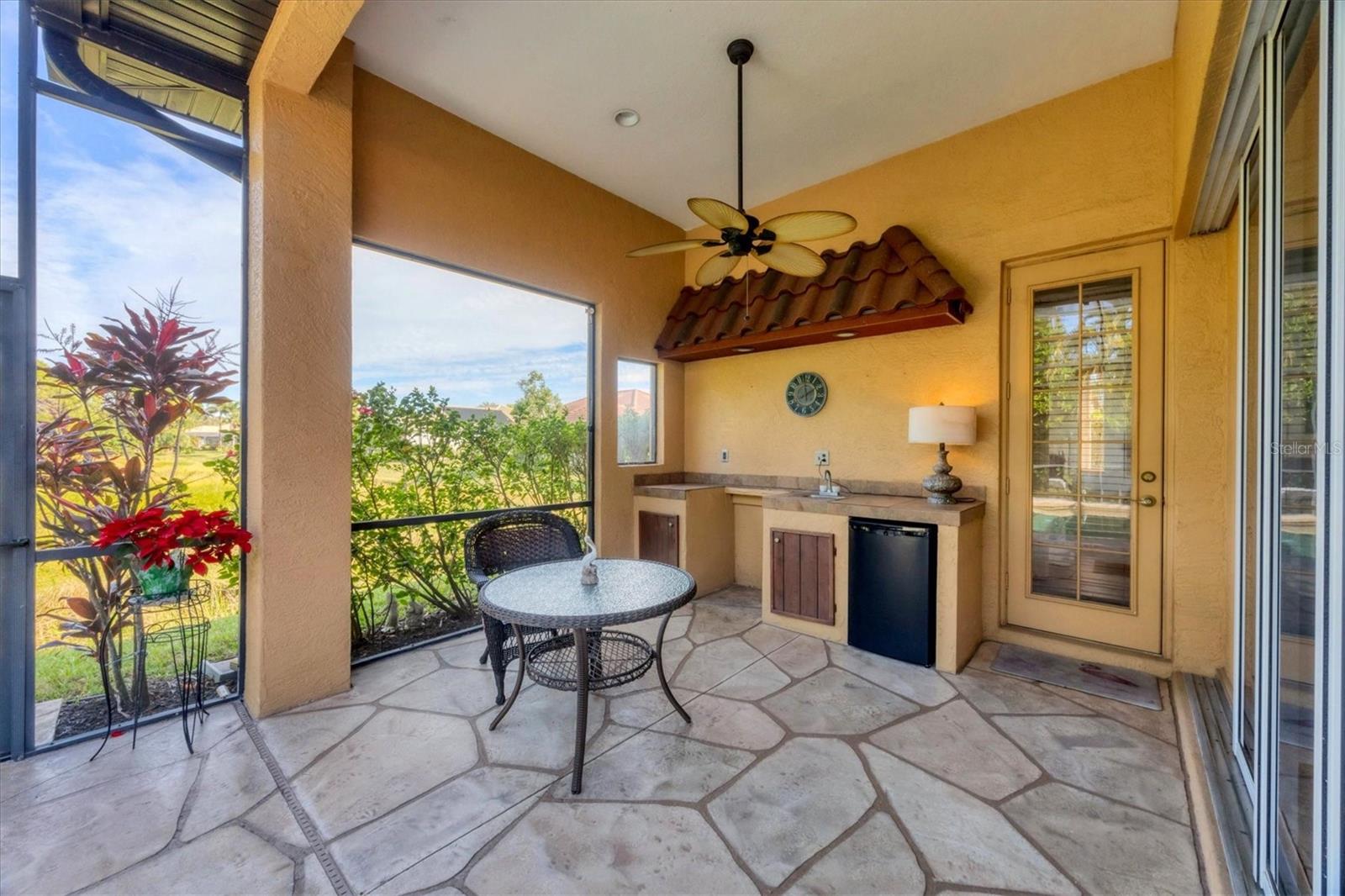 Image 46 of 74 For 4360 Corso Venetia Boulevard