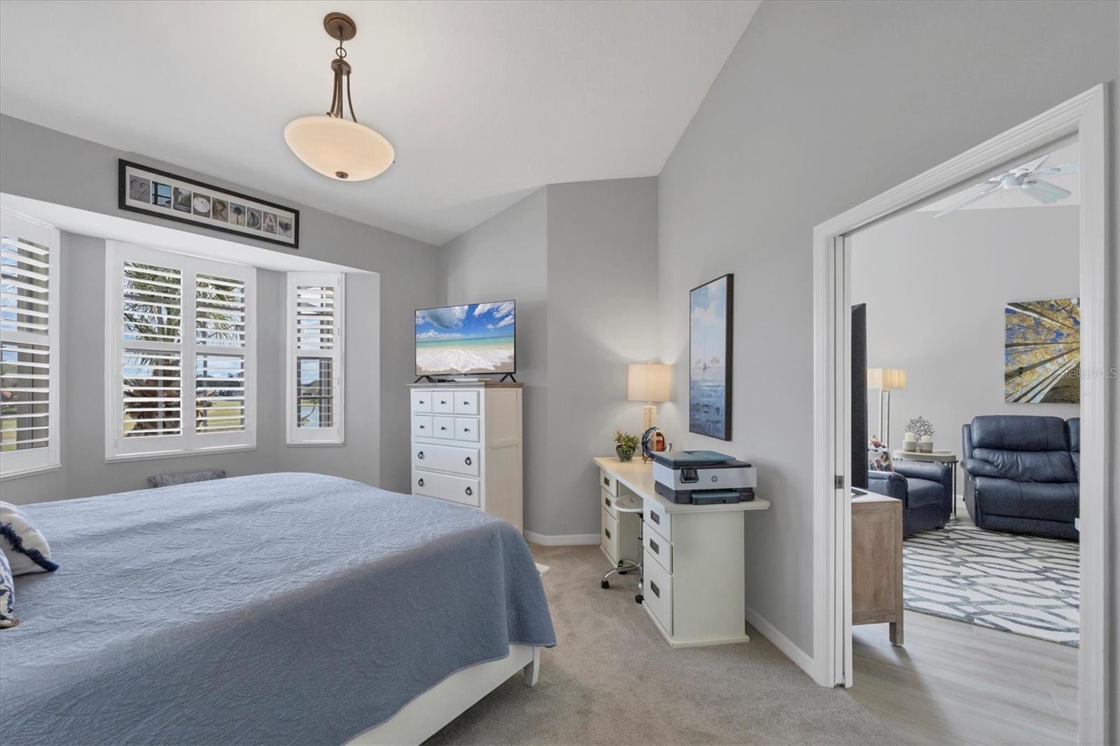 Image 16 of 42 For 119 Woodbridge Drive 203