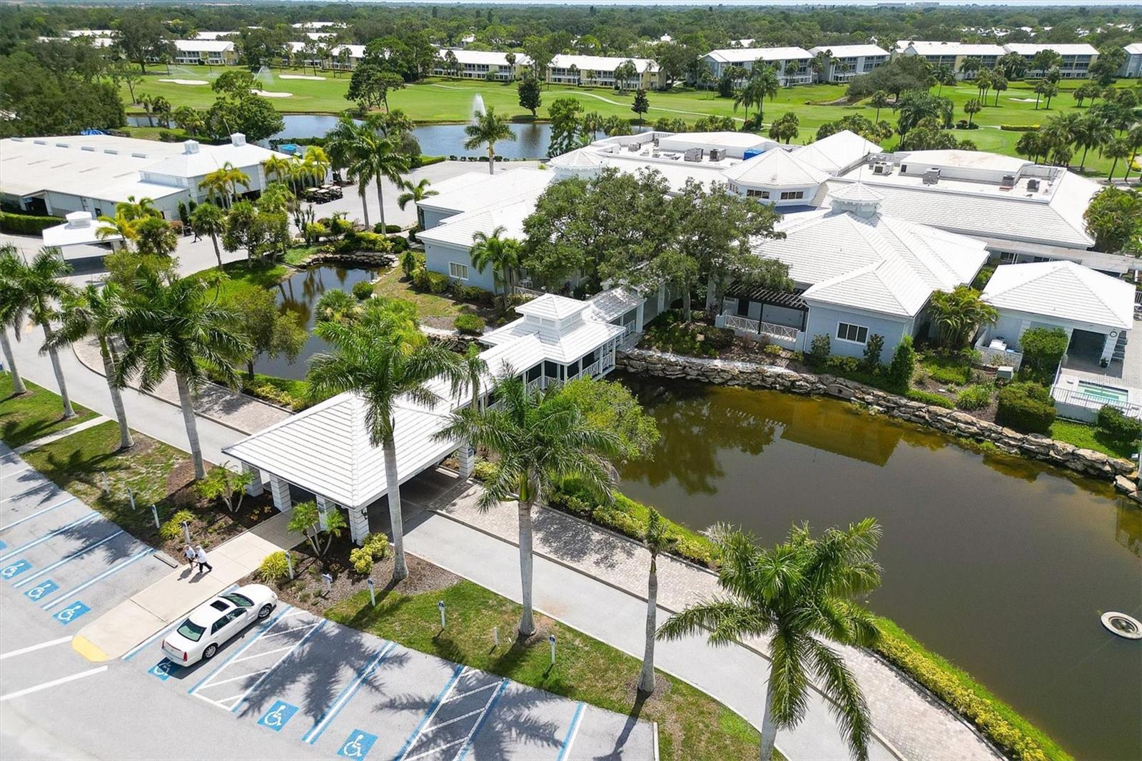 Image 36 of 42 For 119 Woodbridge Drive 203