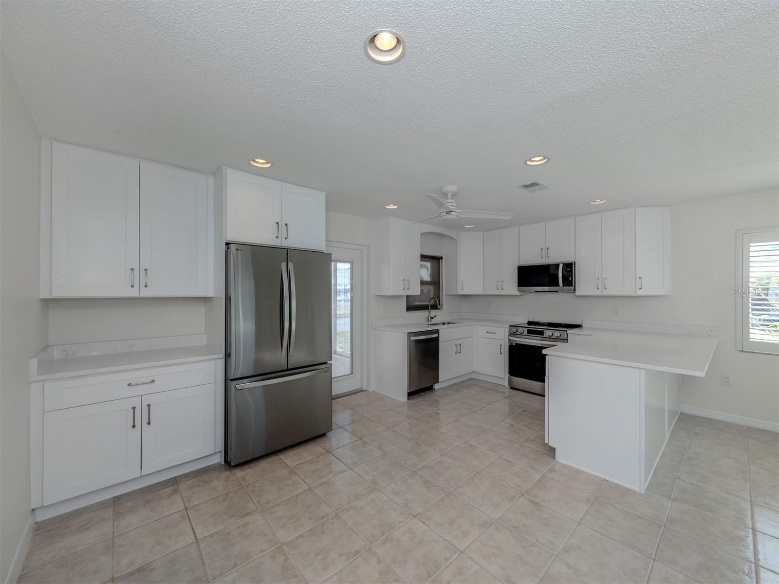 Image 15 of 86 For 611 Fair Winds Drive 611