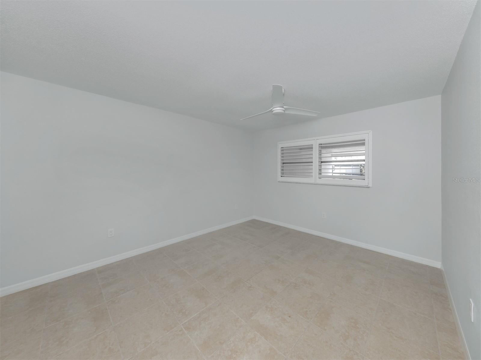 Image 23 of 86 For 611 Fair Winds Drive 611