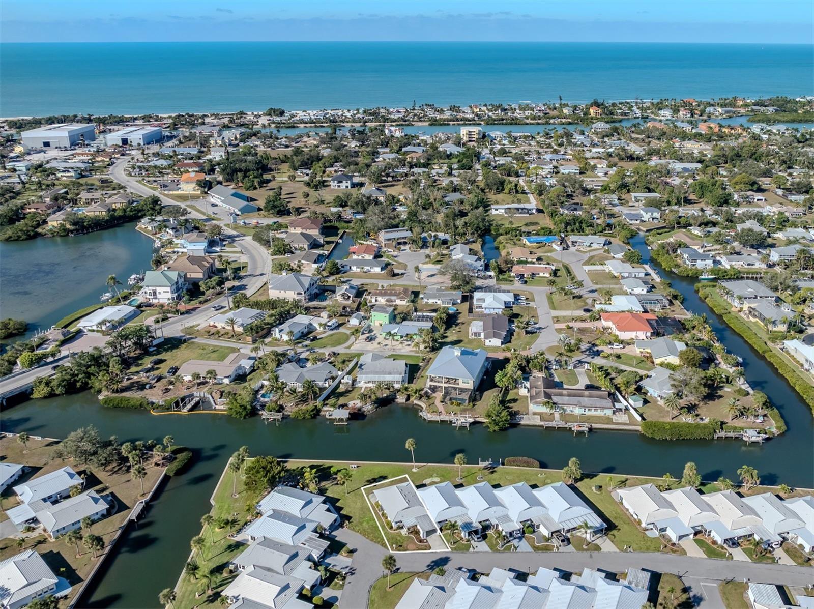 Image 39 of 86 For 611 Fair Winds Drive 611