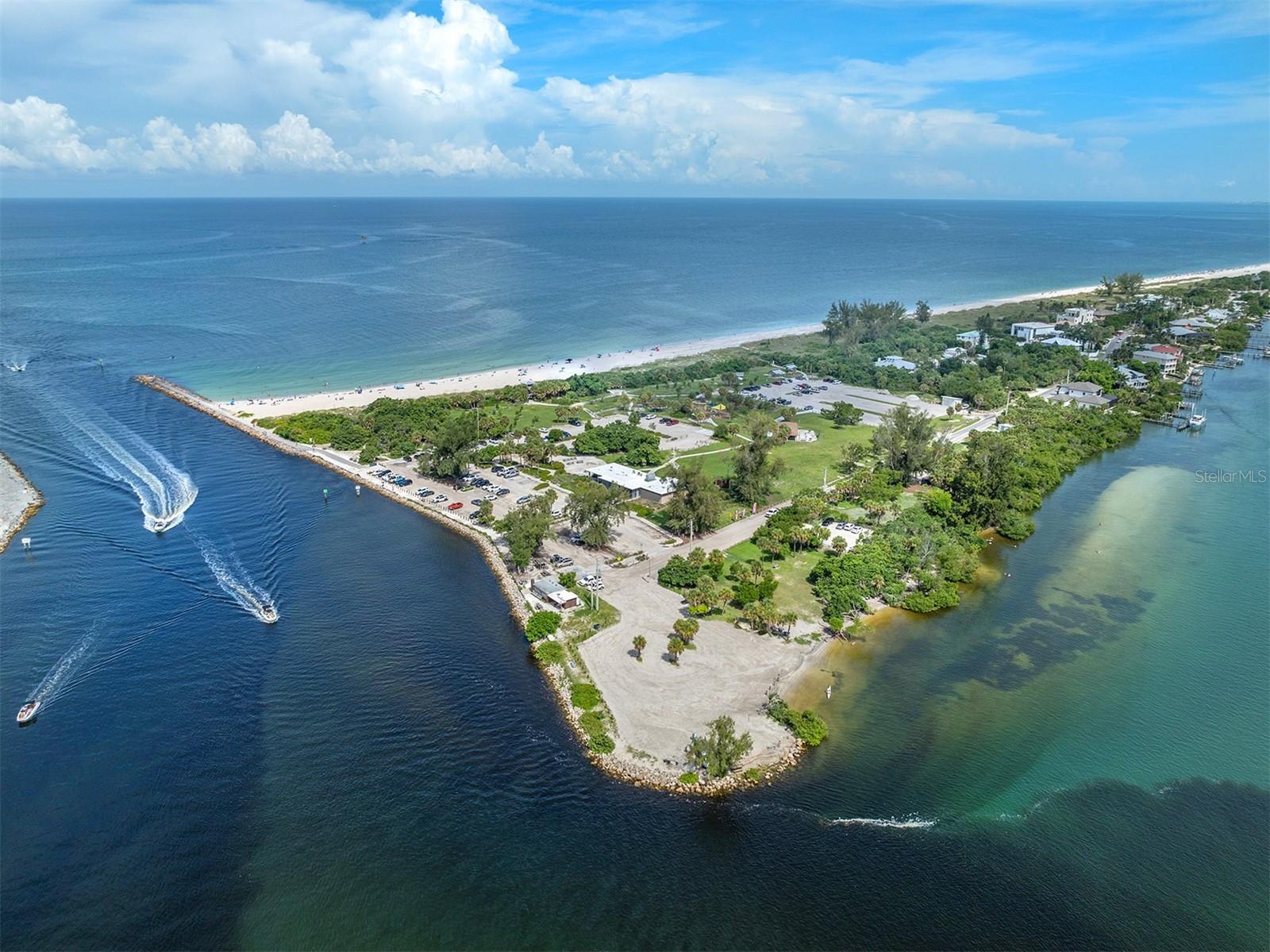 Image 68 of 86 For 611 Fair Winds Drive 611