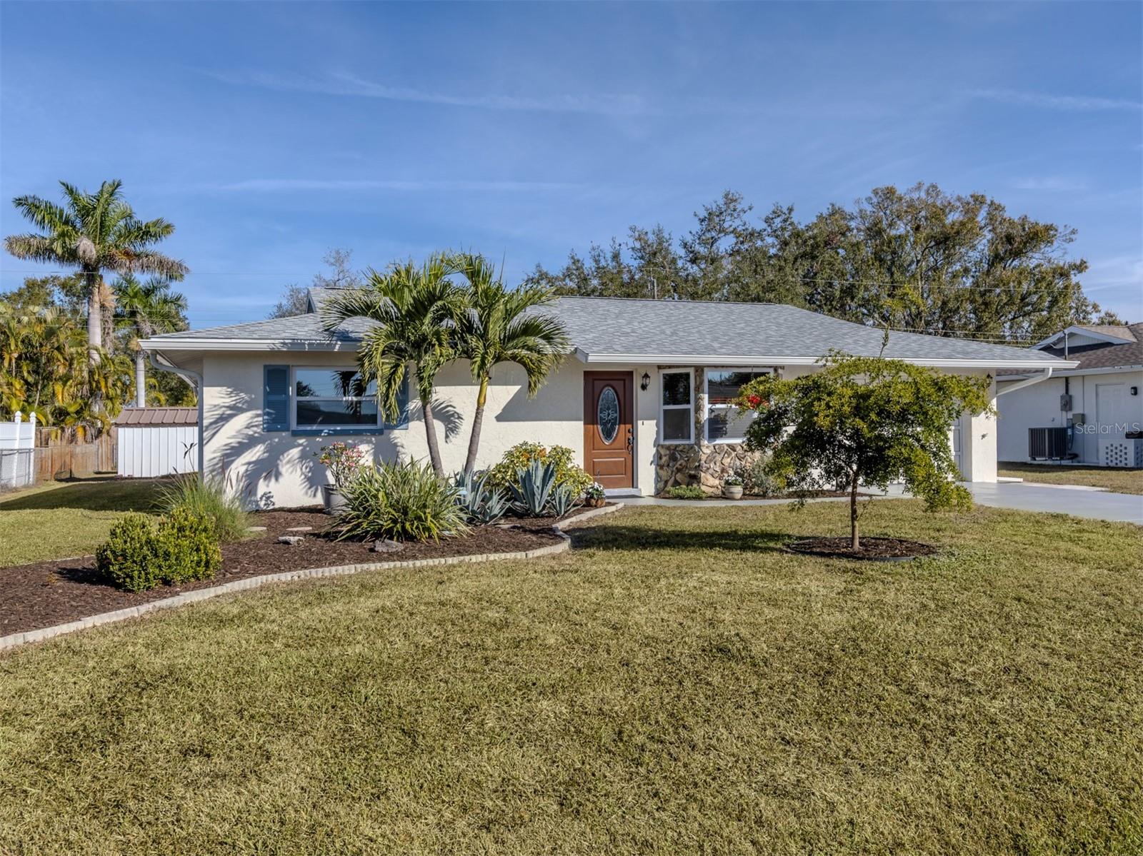 Details for 1316 Poplar Avenue, VENICE, FL 34285