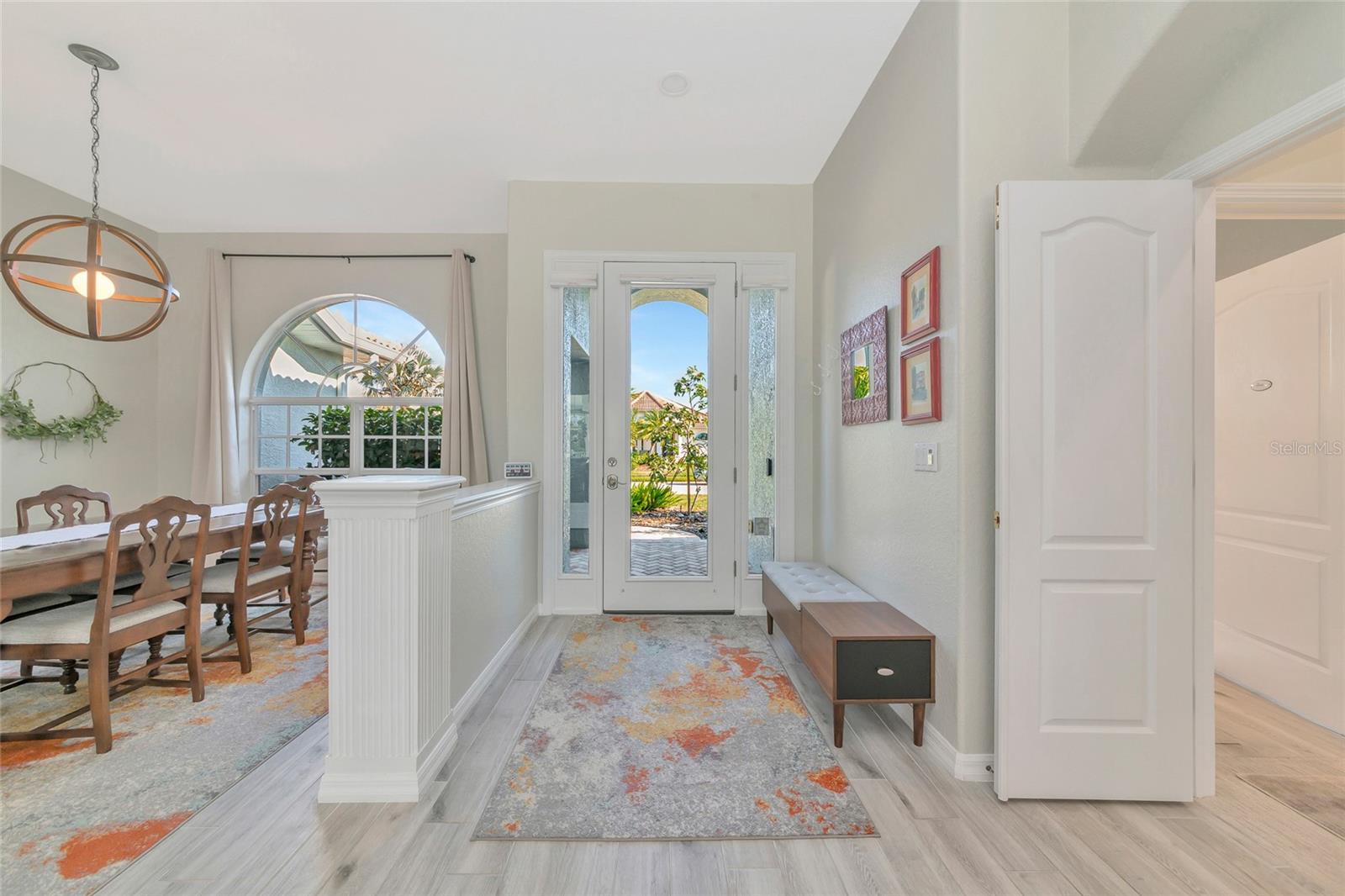 Image 23 of 56 For 1019 Scherer Way