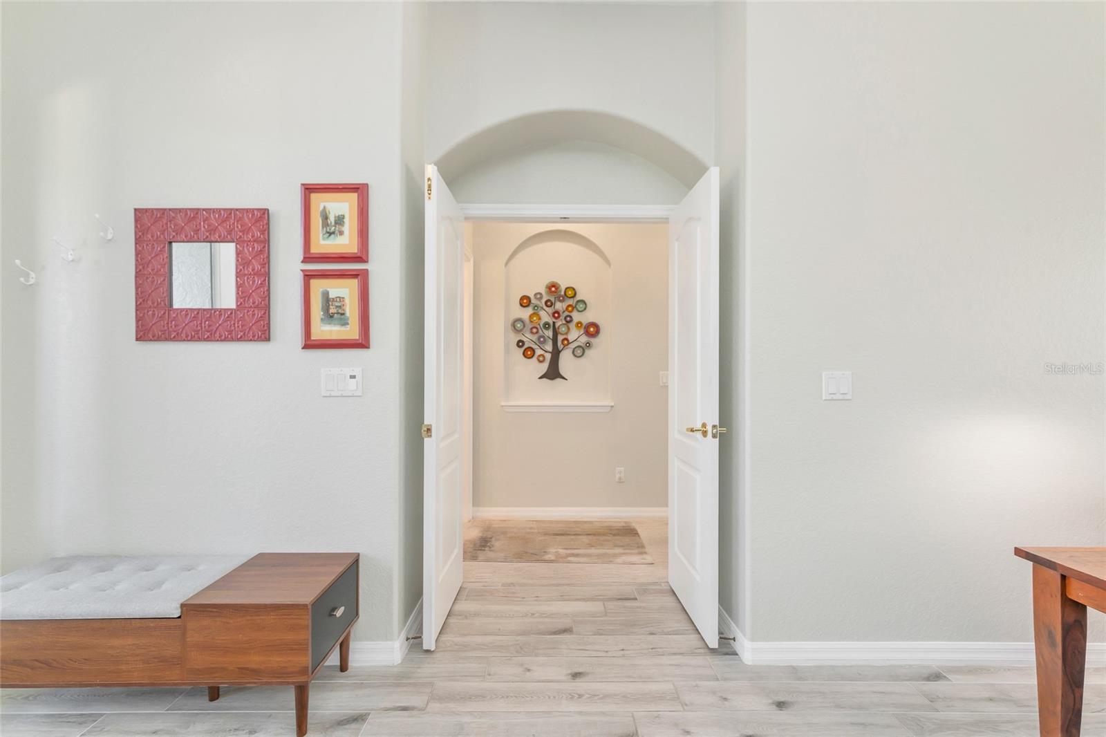 Image 24 of 56 For 1019 Scherer Way