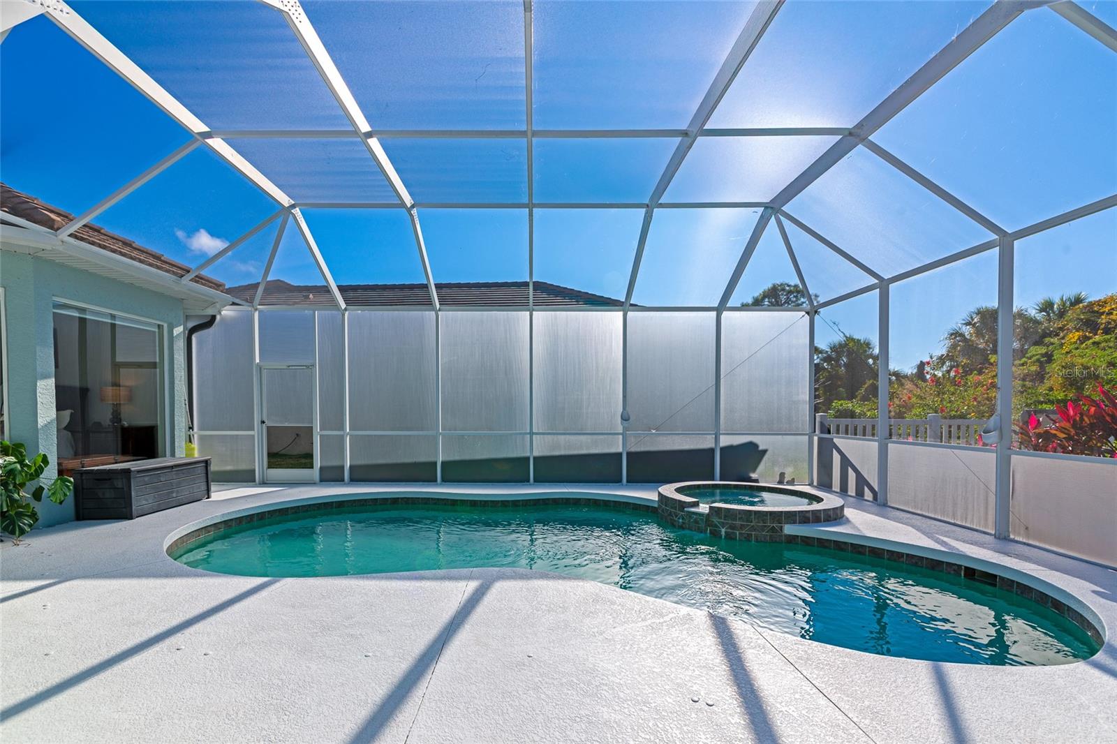 Image 37 of 56 For 1019 Scherer Way