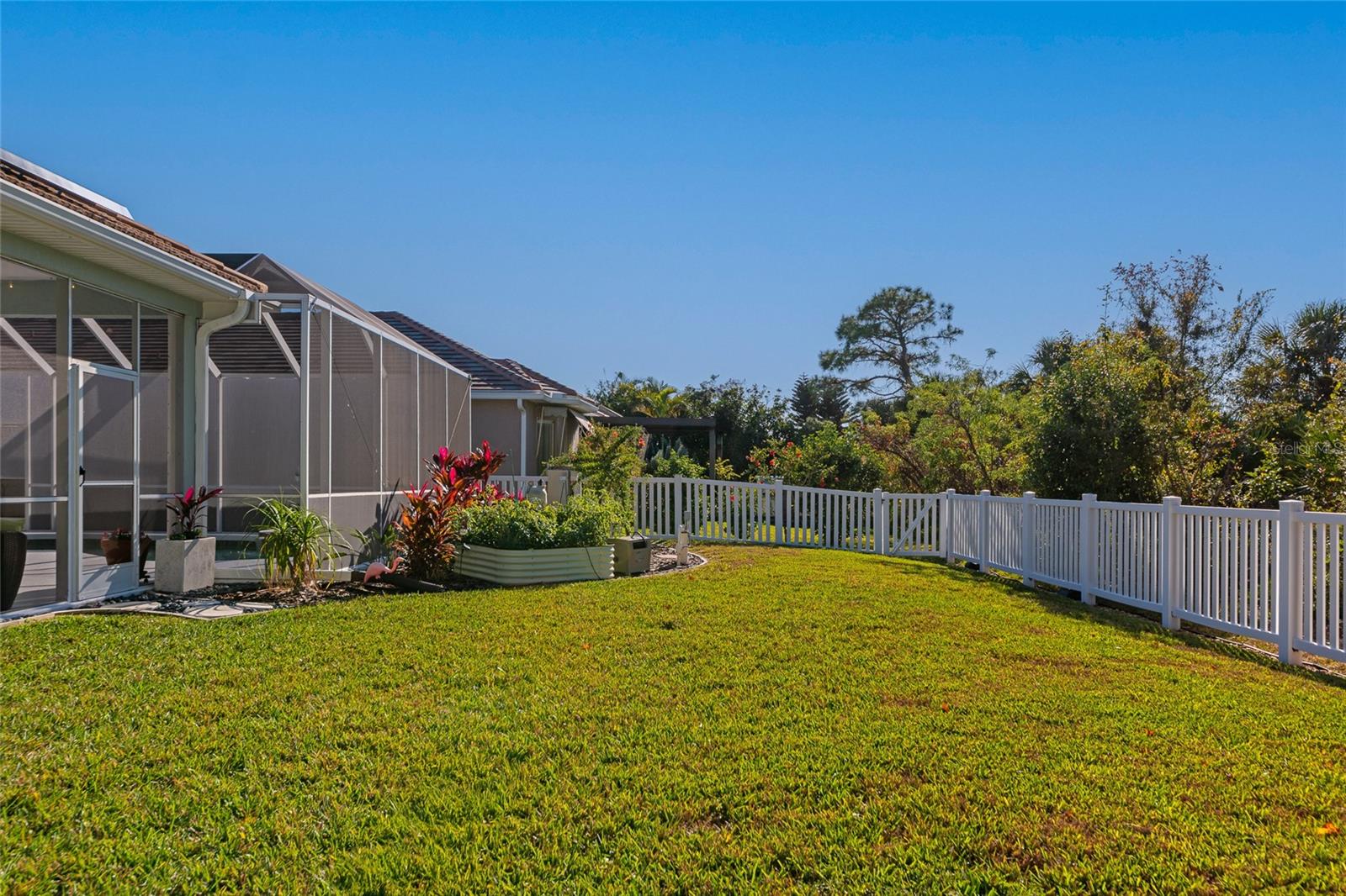 Image 47 of 56 For 1019 Scherer Way