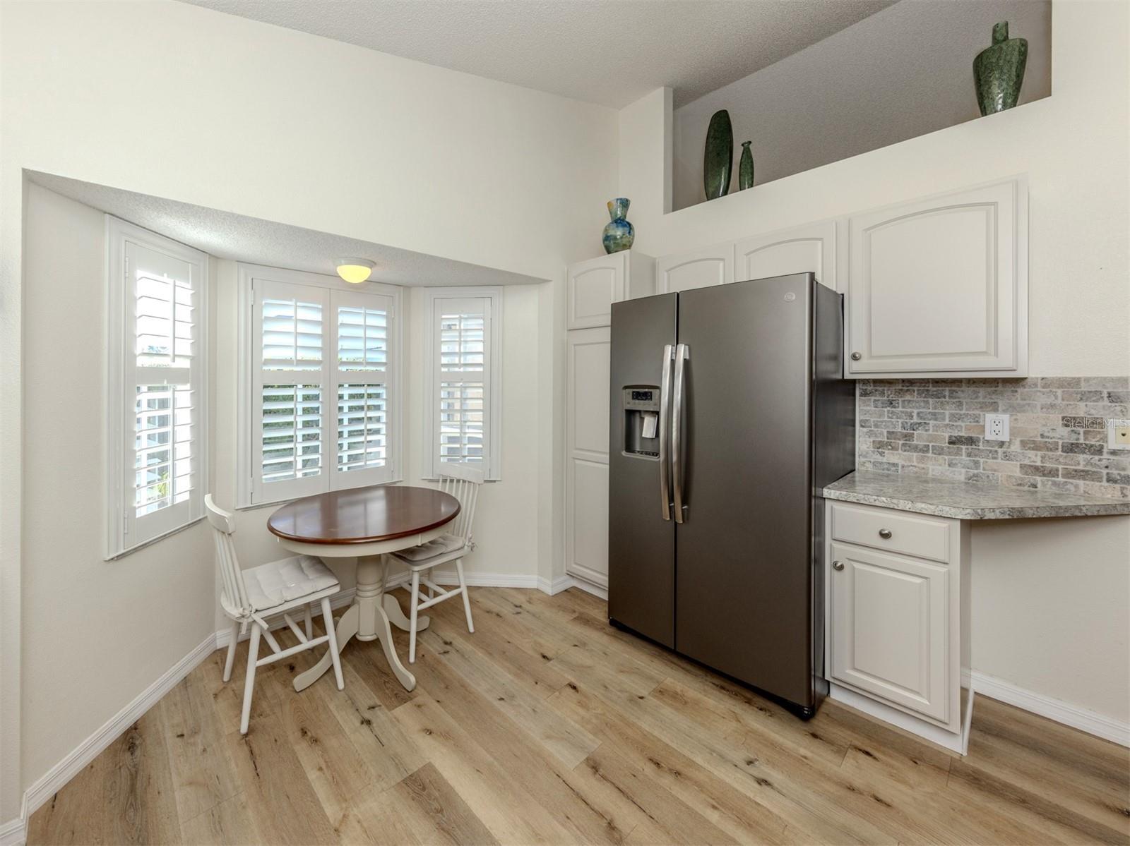 Image 15 of 54 For 1362 Capri Isles Boulevard 57