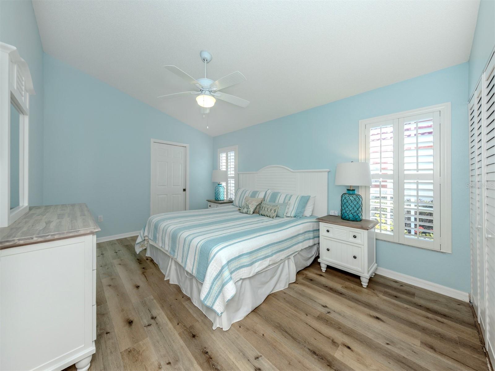 Image 16 of 54 For 1362 Capri Isles Boulevard 57