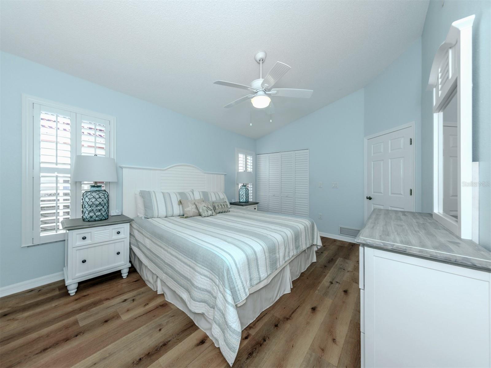 Image 17 of 54 For 1362 Capri Isles Boulevard 57