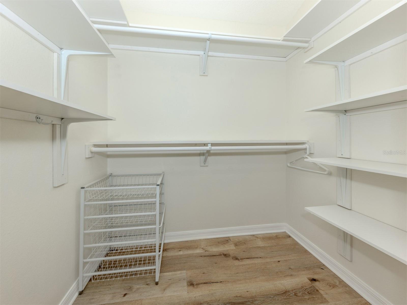 Image 21 of 54 For 1362 Capri Isles Boulevard 57