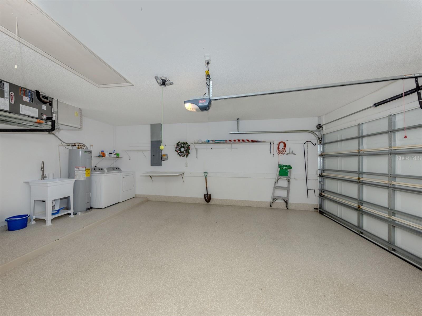 Image 26 of 54 For 1362 Capri Isles Boulevard 57