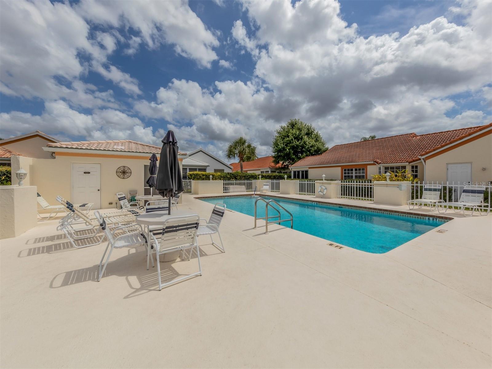 Image 32 of 54 For 1362 Capri Isles Boulevard 57