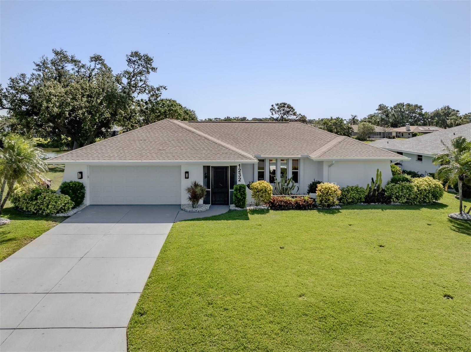 Image 36 of 91 For 1232 Pine Needle Road