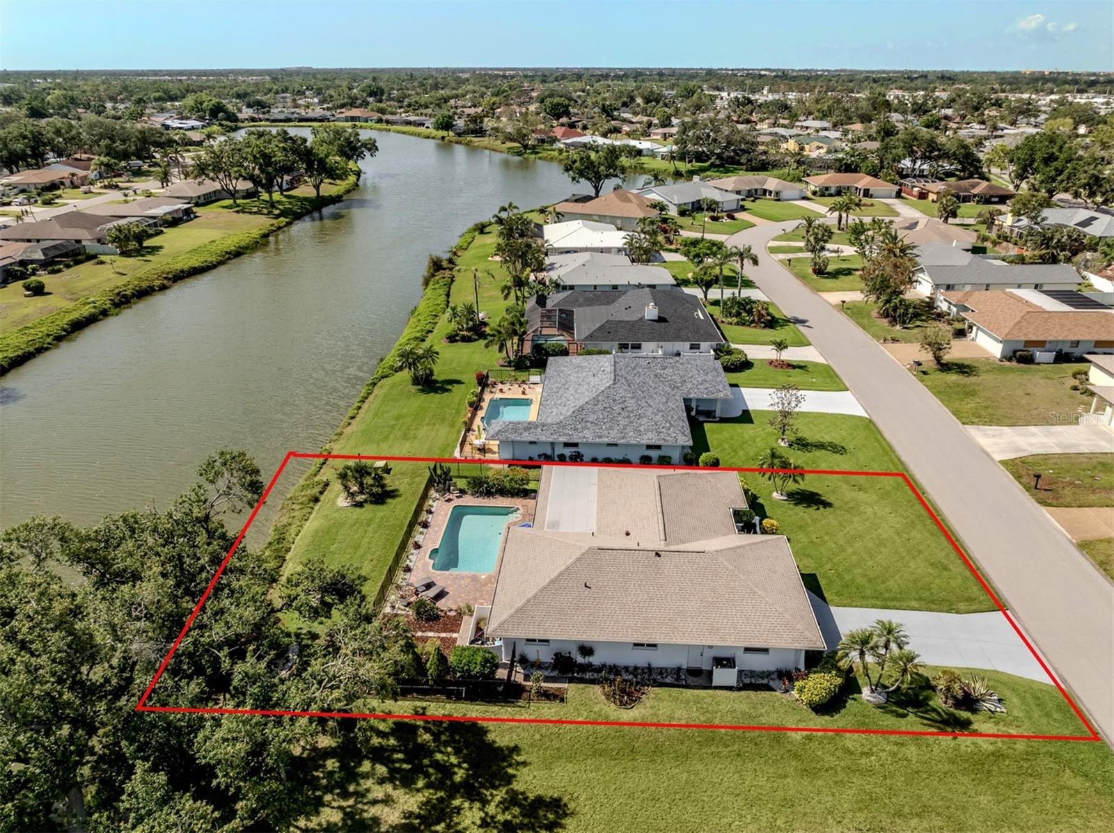 Image 4 of 91 For 1232 Pine Needle Road