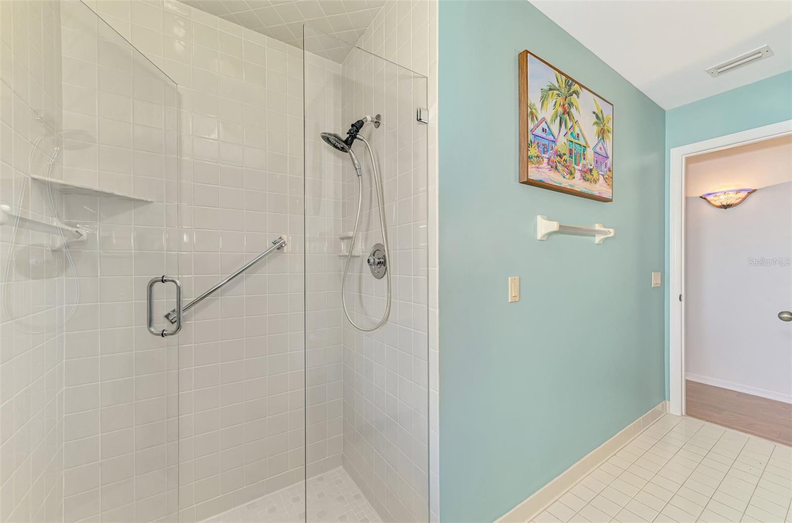 Image 25 of 49 For 1240 Paradise Way